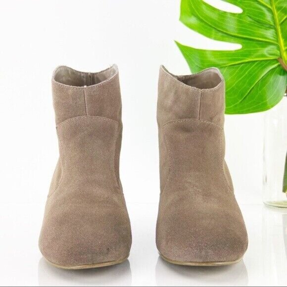 Ecote Urban Outfitters Women's Alexandra Boot Size 9 Block Heel Tan Taupe Suede - Picture 3 of 11